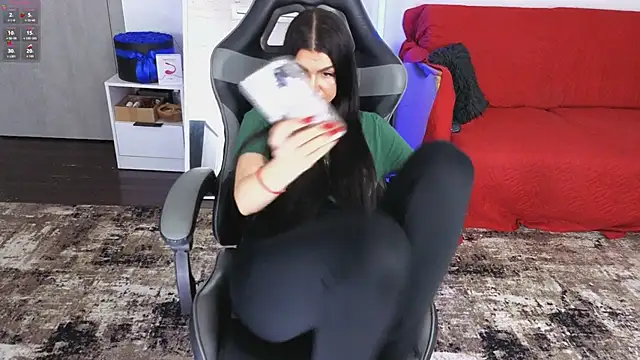 AnacondaOnn Live XXX-Chat