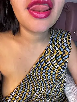 Chatroom XXX en direct de shara_queen1