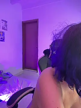 reicos_'s Live XXX Chat