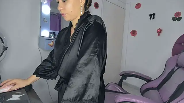 צ'אט XXX בשידור חי של soffy_rosses