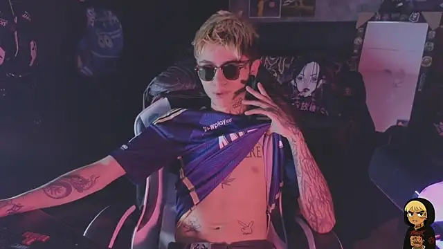 AcidMilo – webcam-show