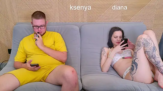 Ksenny 即時 XXX 聊天