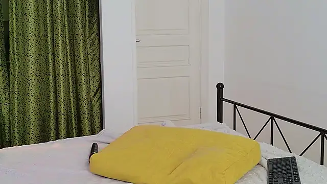 VioletCatt live XXX chat