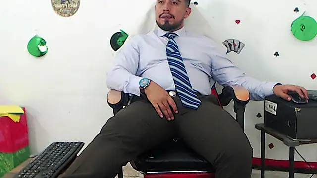KalethBigDick's Live XXX Chat