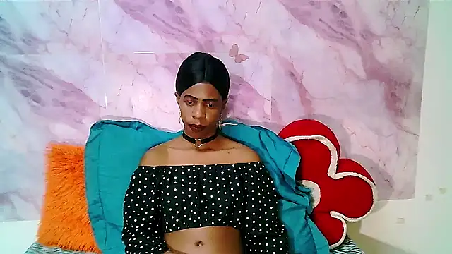EbonySweetPeach's Live XXX Chat