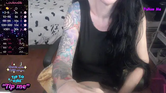 VenusX live XXX chat