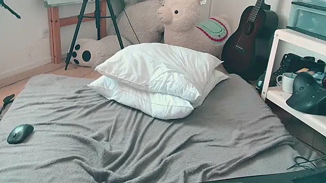 CeriseLapine Chat XXX live