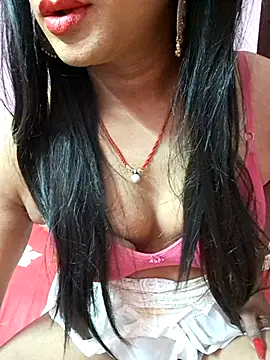 glitchwaligirl Adlı Modelin Canlı XXX Sohbeti