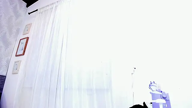 Isisjames Adlı Modelin Canlı XXX Sohbeti