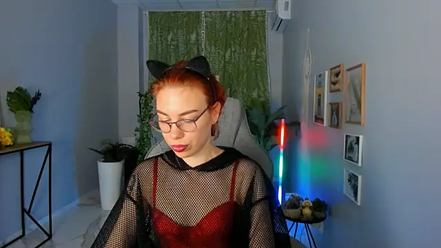 دردشة SeraphineDuskryn الجنسية المباشرة