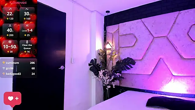 XXX chat uživo modela elisa_collins