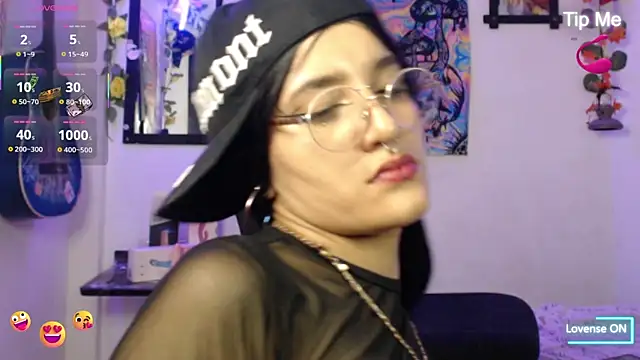 bastethott XXX чат на живо