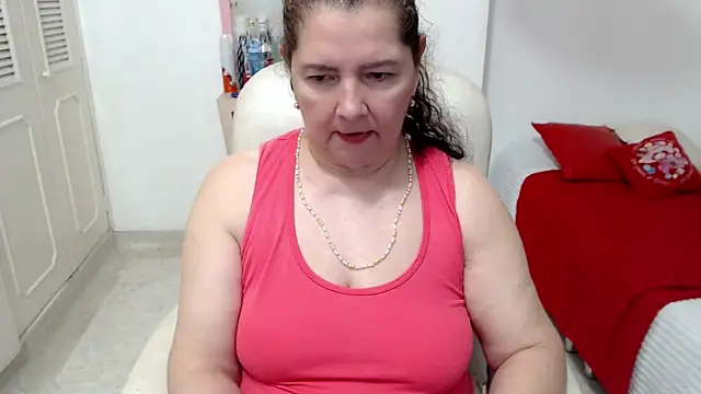 leonela_69 live XXX chat