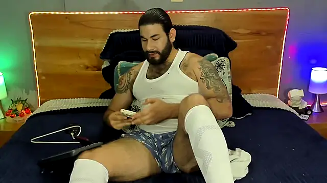 Prometeo-grizzly's Live XXX Chat