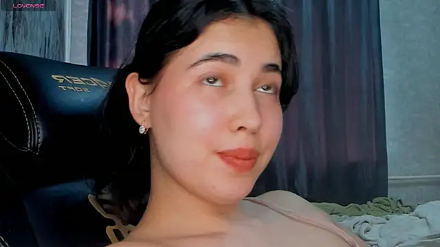 Chat XXX ao vivo de Diara_1an