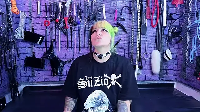 PANDORANEZZ Chat XXX live