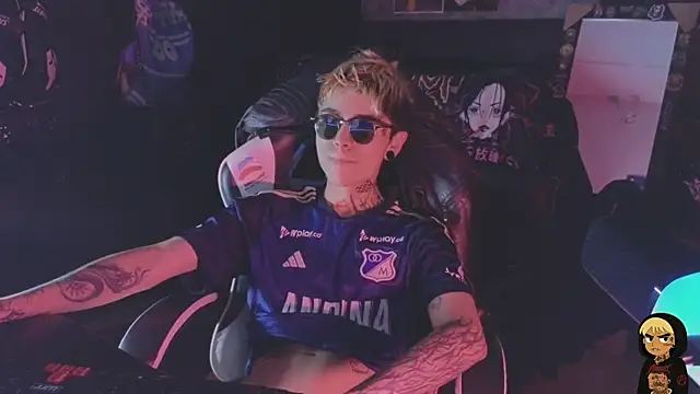 AcidMilon Live XXX chat