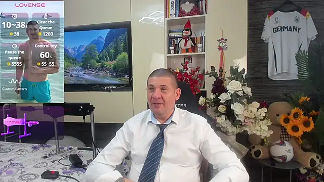SpartacusDaddy48's Live XXX Chat