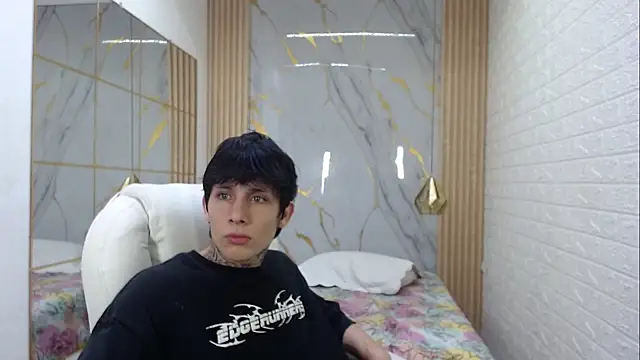 Cry_thereal live XXX chat