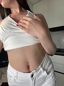 צ'אט XXX בשידור חי של CurlyLara