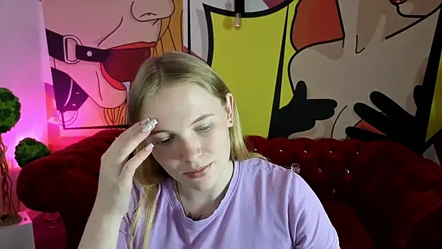 NikkyReyyy's Live XXX Chat