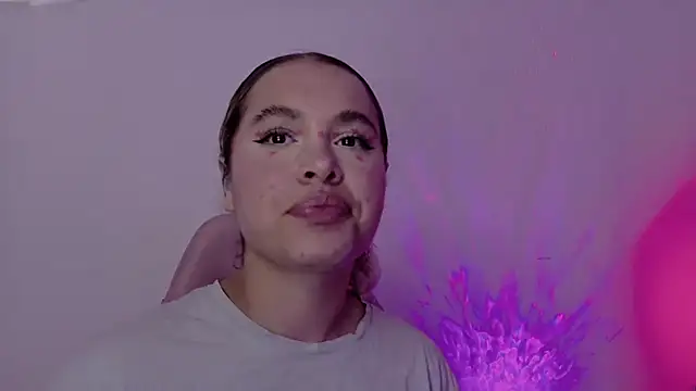 Haelycute's Live XXX Chat