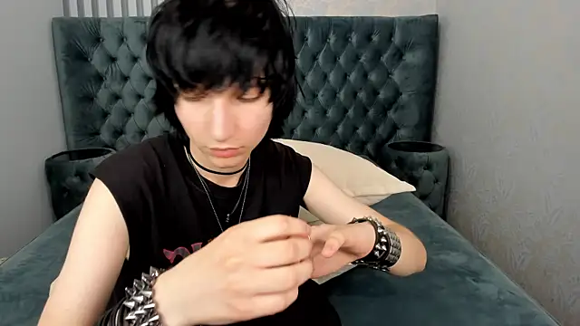 AdonBev – Live XXX-chat
