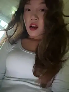 yueyuegirl 现场XXX聊天