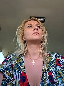 KaylinJann Live XXX chat