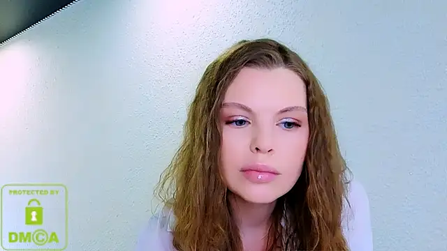 แชท XXX สดของ Glossier