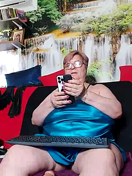 QueenPammy1's Live XXX Chat