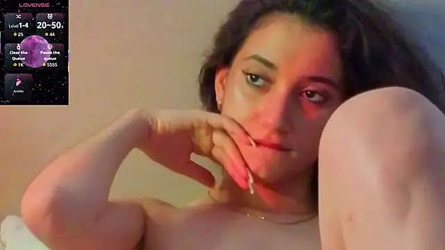 GertrudeWilson's Live XXX Chat