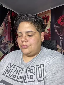 Hailey_Curvy: απευθείας συνομιλία ΧΧΧ