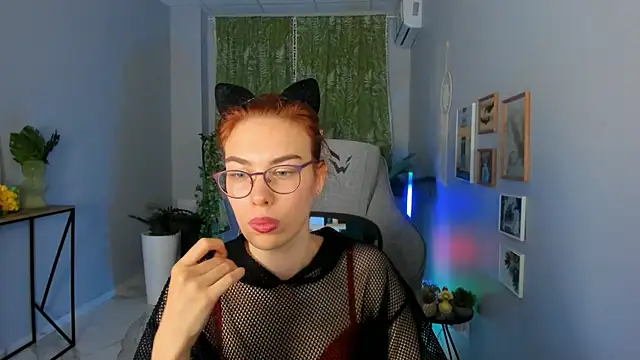 Živý XXX chat SeraphineDuskryn