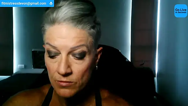 Devon2020's Live XXX Chat