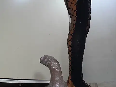 KinkyJXxX Adlı Modelin Canlı XXX Sohbeti