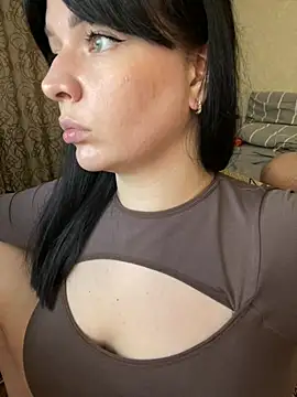 Poly_Nick Live XXX Chat