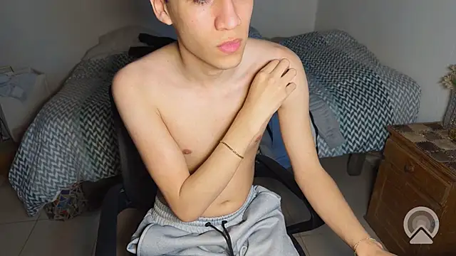 Chat XXX en directo de kevinnoff19