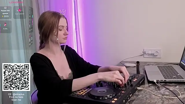 TinaAngel's Live XXX Chat