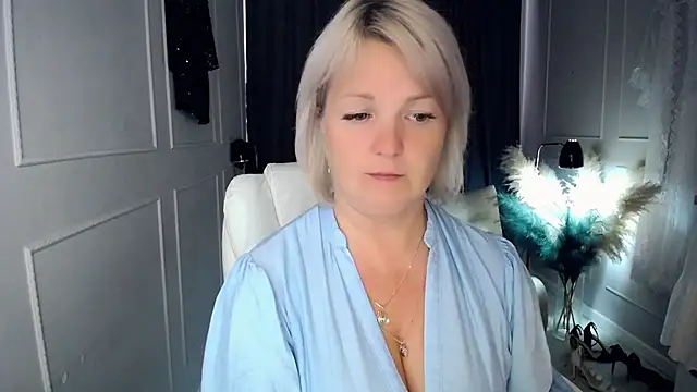 Juarnea's Live XXX Chat