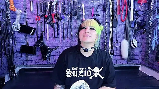 PANDORANEZZn Live XXX chat