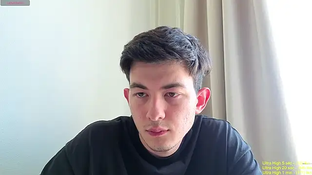 Онлайн  чат XXX jonhy_merlinn