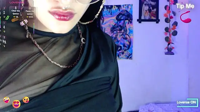 Chat XXX en directo de bastethott