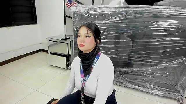 XXX chat uživo modela Catherinee69_x