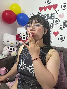 DearAbbiee Adlı Modelin Canlı XXX Sohbeti