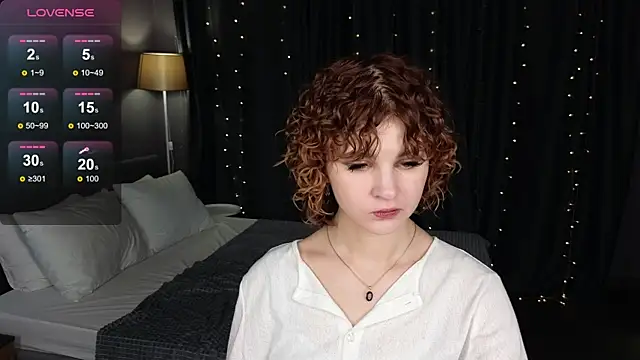 Kira__Fluffy's Live XXX Chat