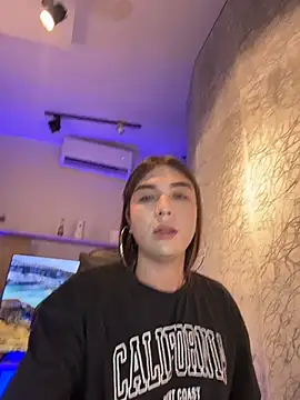 saracaball_ live XXX chat