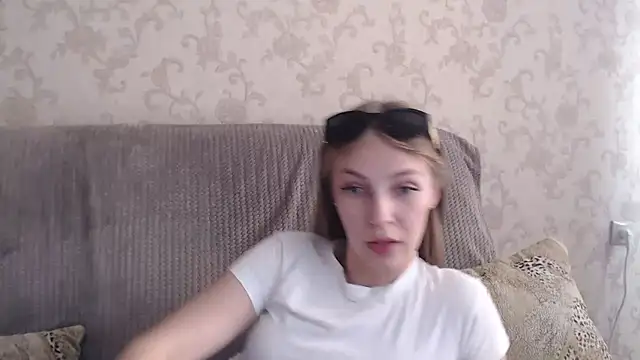 XXX chat uživo modela HitGyrl