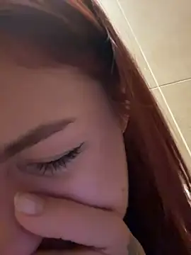 RosieSecret Chat XXX in diretta