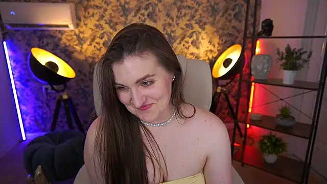 EmmyCharmm Chat XXX live